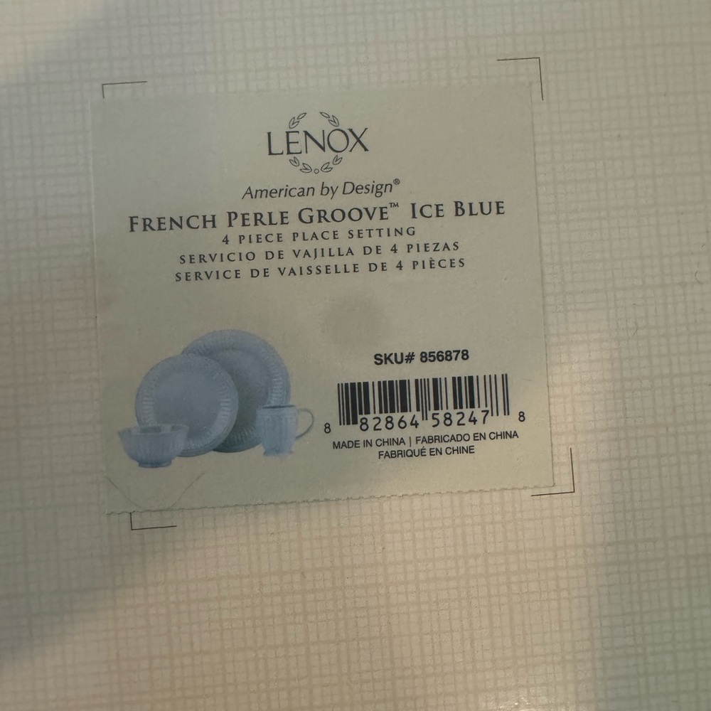 Lenox Blue Dinnerware Set with Beaded Trim - Picture 3 of 3